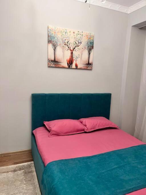 Appartement 2-Х Комнатная В Золотом Квадрате à Almaty Extérieur photo